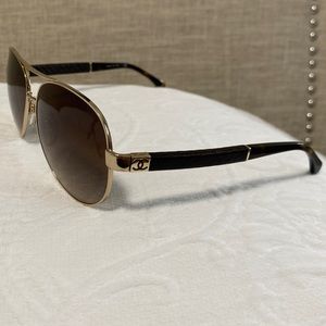 Chanel aviators org NO case